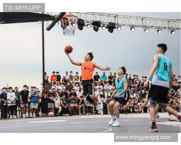 深圳篮球队在挑战赛中的团队协作表现分析与点评